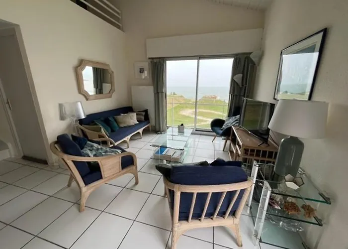 Grand Duplex A Pour 8 Personnes Avec Terrasse Et Parking - Fr-1-494-97 Royan