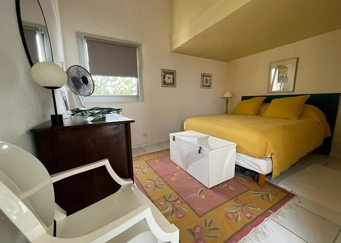 Apartamento Grand Duplex A Pour 8 Personnes Avec Terrasse Et Parking - Fr-1-494-97 Royan